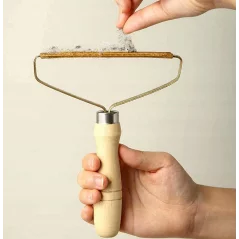 Dispozitiv pentru indepartarea scamelor, Gonga®