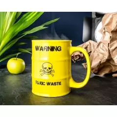 Cană în formă de butoi cu mesaj WARNING TOXIC WASTE, Gonga®