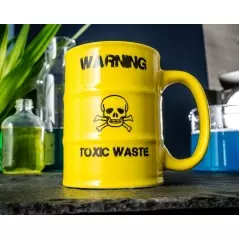 Cană în formă de butoi cu mesaj WARNING TOXIC WASTE, Gonga®