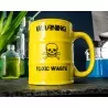 Cană în formă de butoi cu mesaj WARNING TOXIC WASTE, Gonga®