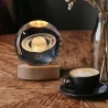Lampa LED decorativa, cu bila de cristal cu diametru 6cm, model Saturn 3D, suport din lemn, Gonga®