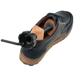 Suport calapod reglabil pentru incaltaminte din lemn, Mărime 42 - 46, Gonga®