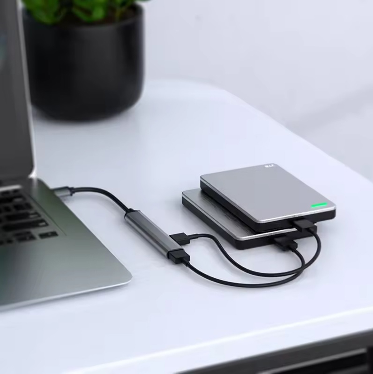 HUB%20Usb%20splitter%20pentru%207%20porturi,%20lungime%2016%20cm,%20corp%20aluminiu,%20Gonga%C2%AE3