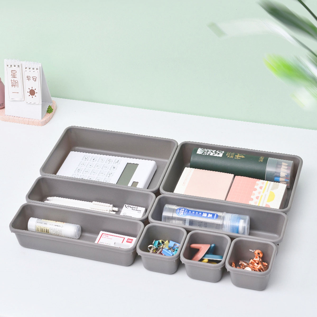 Organizator%20sertar%20compus%20din%208%20piese%20diferite%20marimi%20pentru%20depozitarea%20articolelor,%20Gonga%C2%AE4